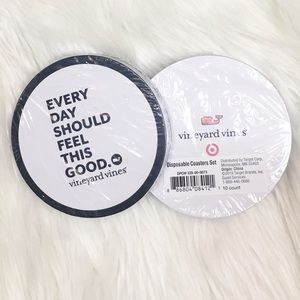 ⤵️$16 Lot of 20 Vineyard Vines Disposable Coasters